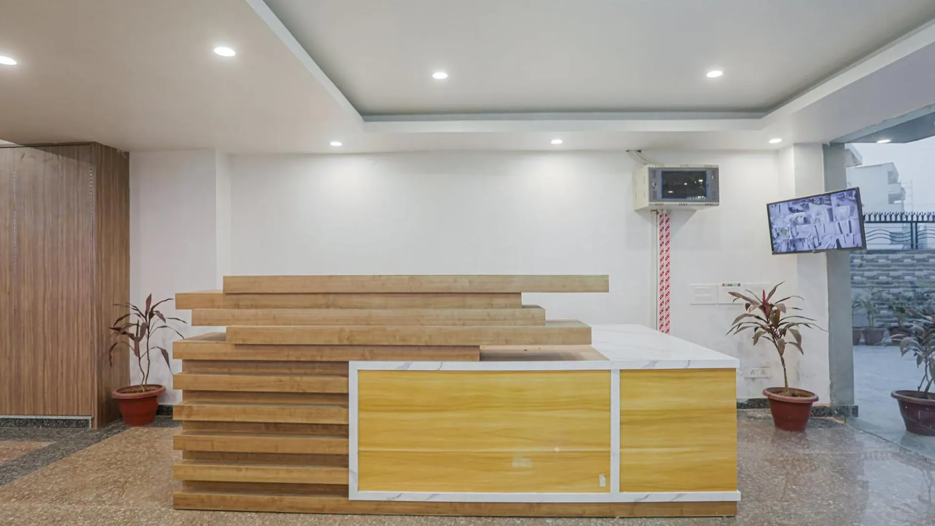 Super Townhouse Akshay Hotel Gurgaon